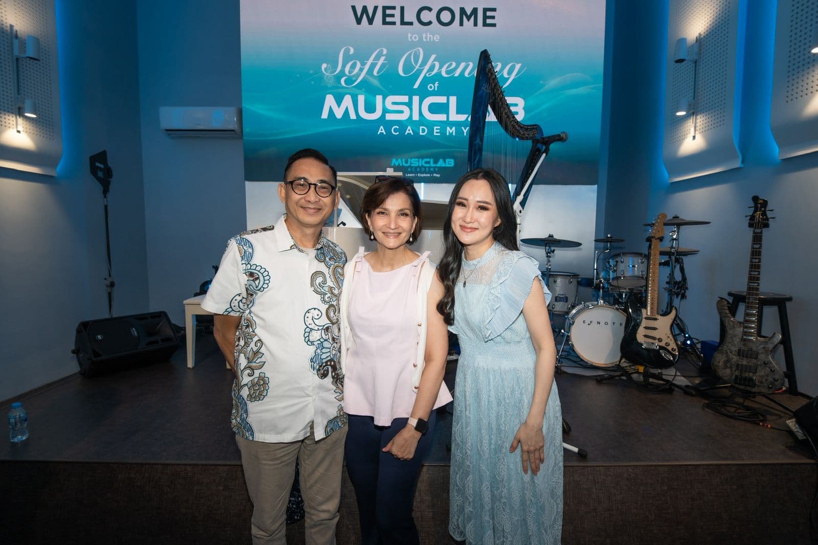 Community music gathering