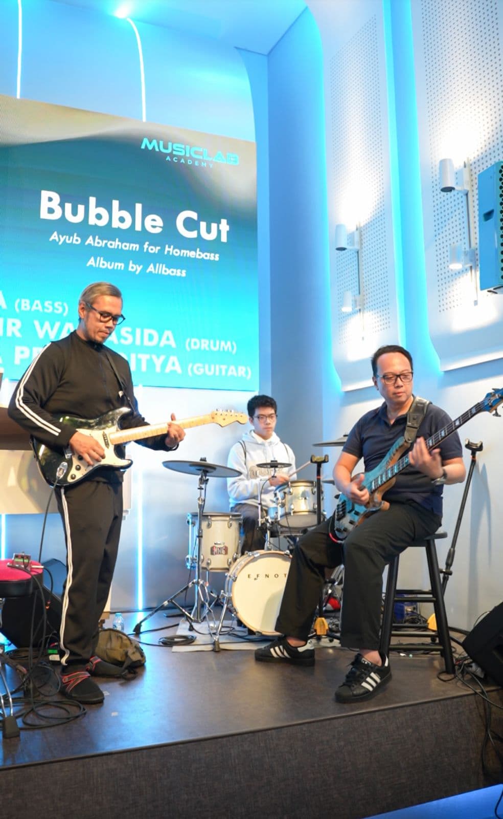 Music collaboration session